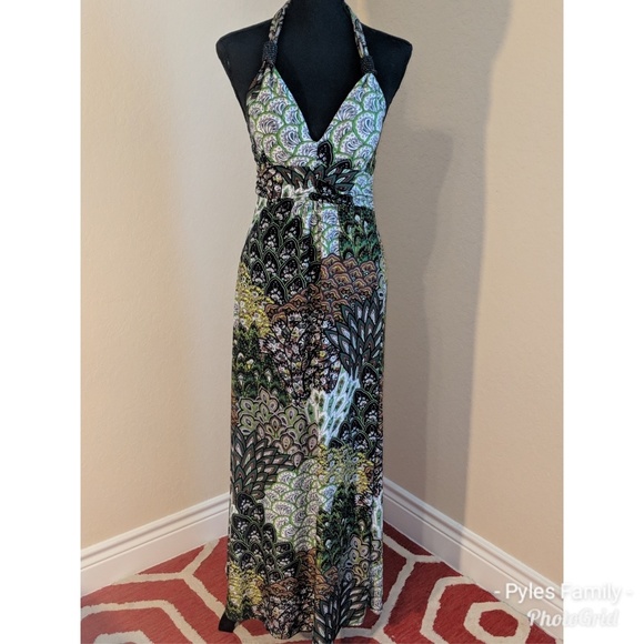 5th & Love Dresses & Skirts - 👗 Halter Top  Maxi Dress - Size S